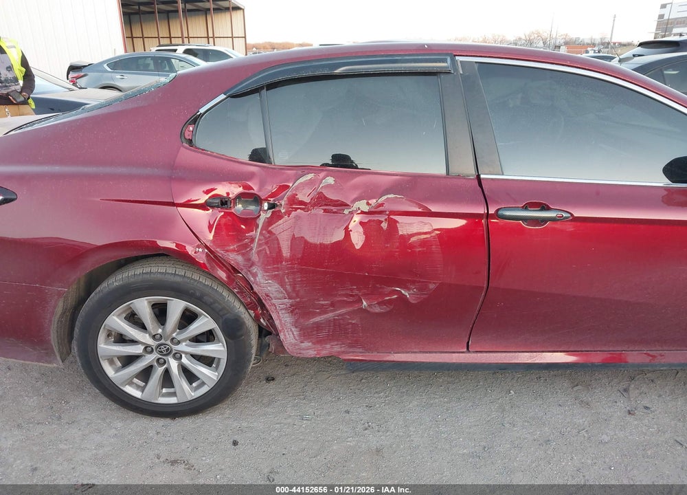 2020 TOYOTA CAMRY LE VIN: 4T1C11AK1LU994618