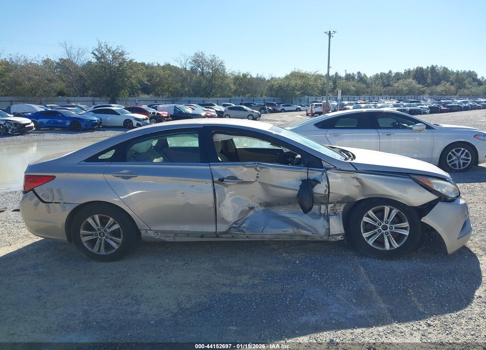 2011 HYUNDAI SONATA GLS VIN: 5NPEB4AC1BH099336