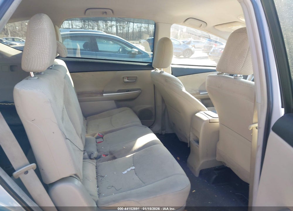 2014 TOYOTA PRIUS V THREE VIN: JTDZN3EU3EJ011324