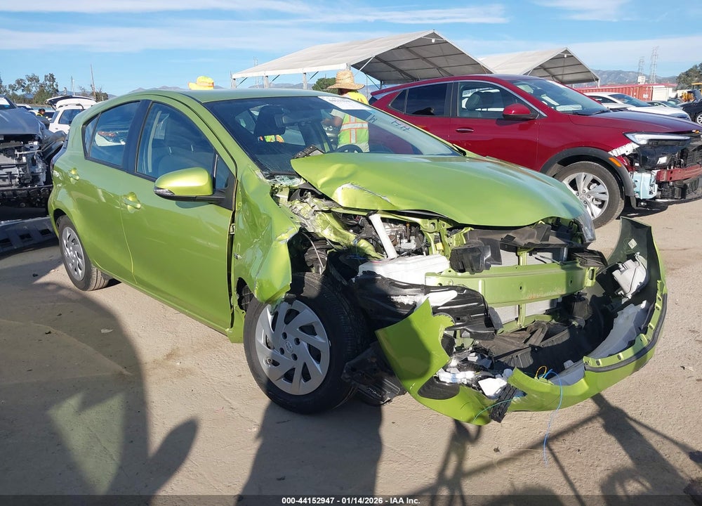 2016 TOYOTA PRIUS C TWO VIN: JTDKDTB37G1132084