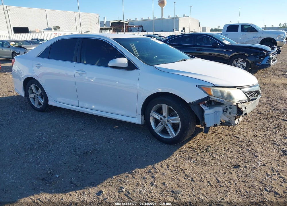 2014 TOYOTA CAMRY SE VIN: 4T1BF1FKXEU416140