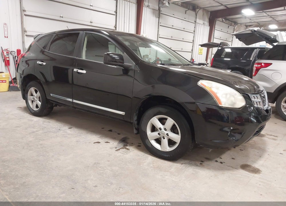 2013 NISSAN ROGUE S VIN: JN8AS5MV2DW662476