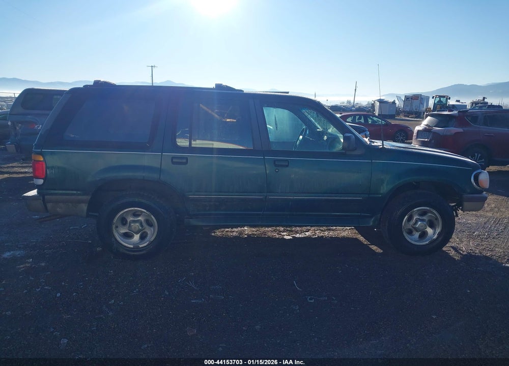 1996 FORD EXPLORER VIN: 1FMDU34X2TUB67807