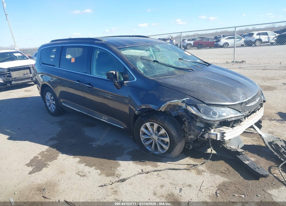 2017 CHRYSLER PACIFICA TOURING-L VIN: 2C4RC1BG4HR794551