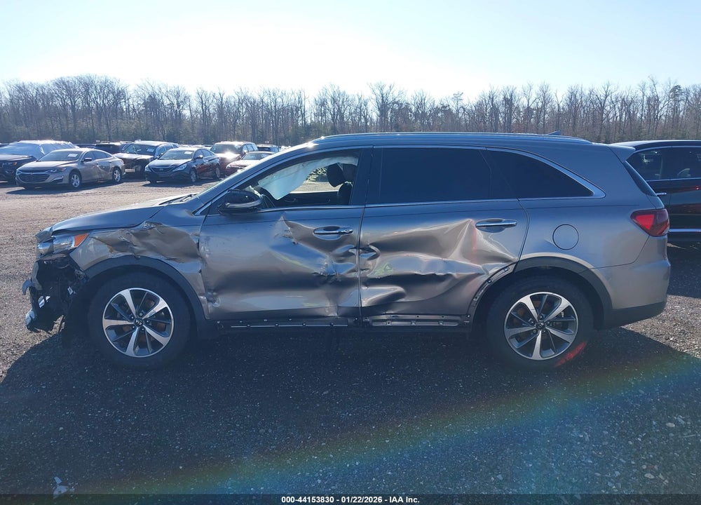 2019 KIA SORENTO 3.3L EX VIN: 5XYPH4A56KG531046