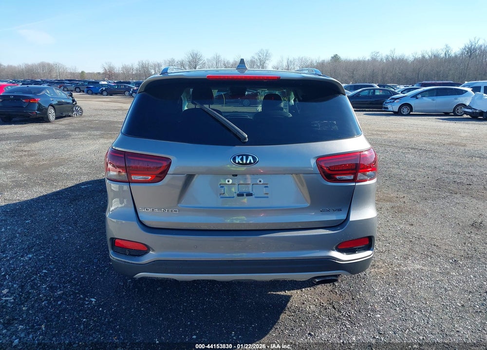 2019 KIA SORENTO 3.3L EX VIN: 5XYPH4A56KG531046