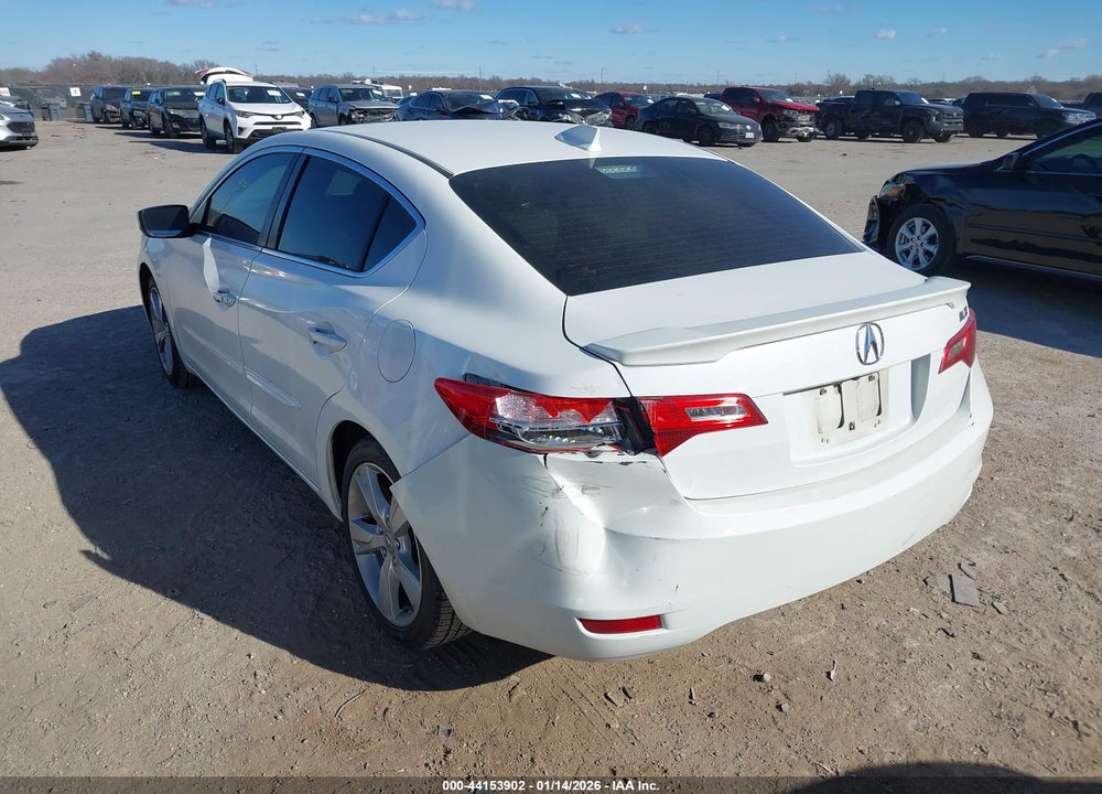 2013 ACURA ILX 2.0L VIN: 19VDE1F73DE016650