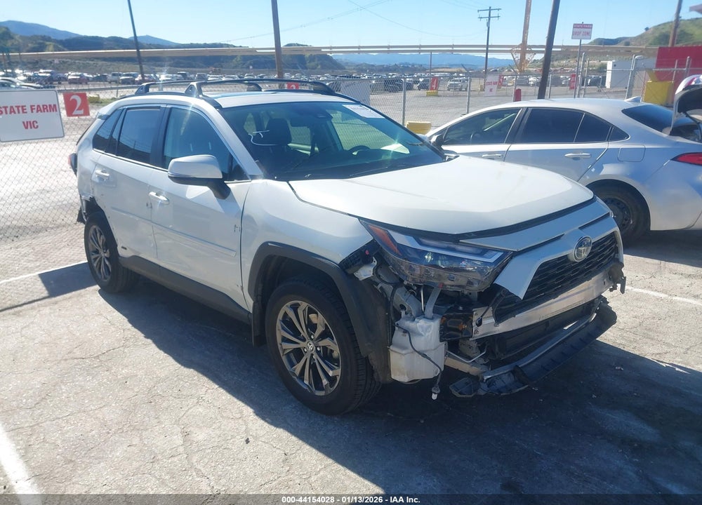 2022 TOYOTA RAV4 HYBRID XLE PREMIUM VIN: JTMB6RFV5NJ022544