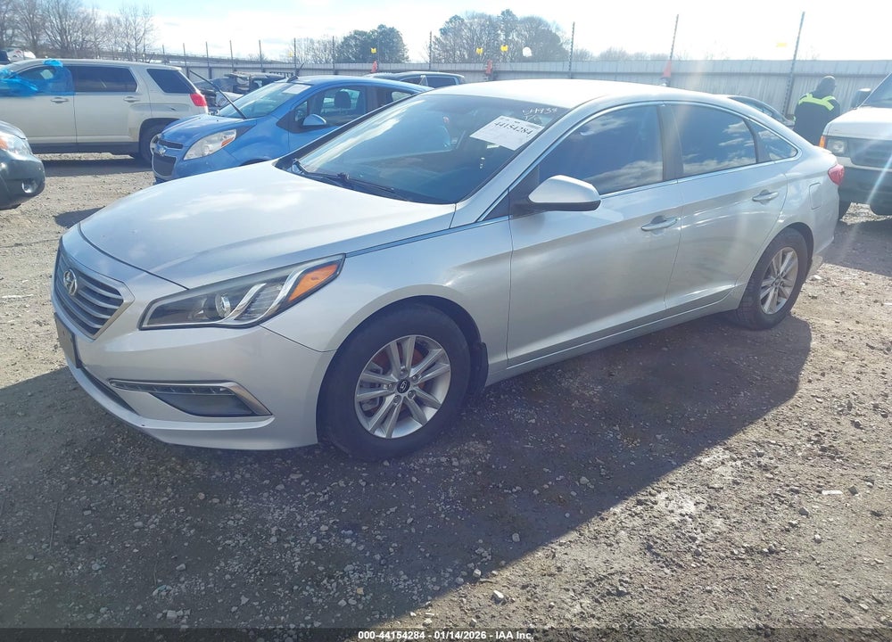 2015 HYUNDAI SONATA SE VIN: 5NPE24AF8FH254027