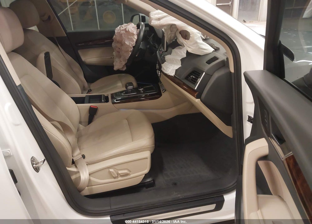 2018 AUDI Q5 2.0T PREMIUM VIN: WA1BNAFY3J2087888