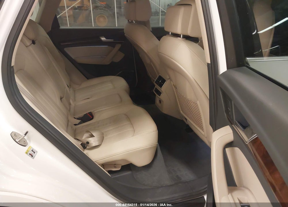 2018 AUDI Q5 2.0T PREMIUM VIN: WA1BNAFY3J2087888