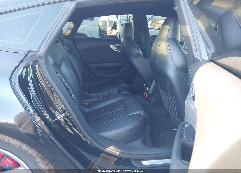 2018 AUDI A7 3.0T PREMIUM PLUS VIN: WAUW3AFC7JN098213