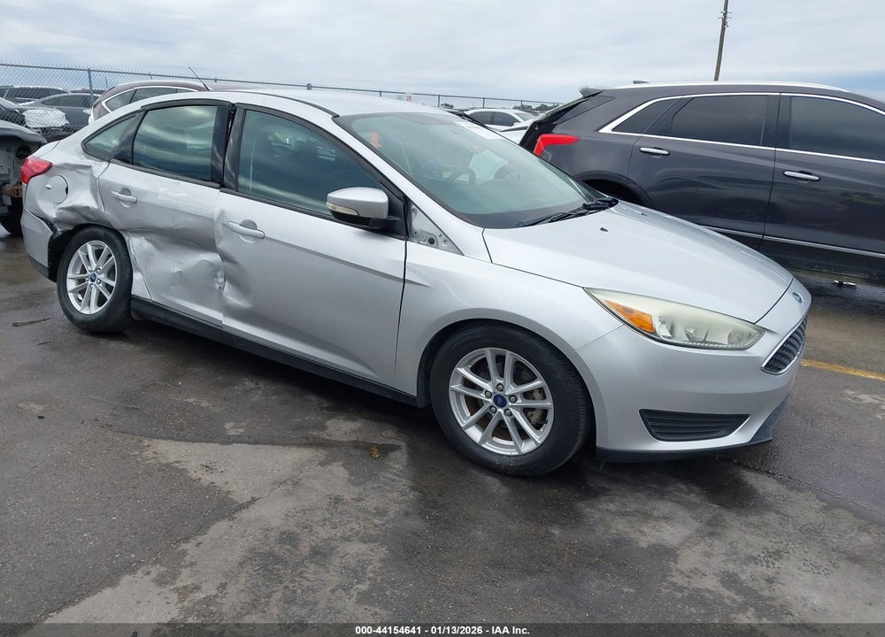 2016 FORD FOCUS SE VIN: 1FADP3F20GL271047