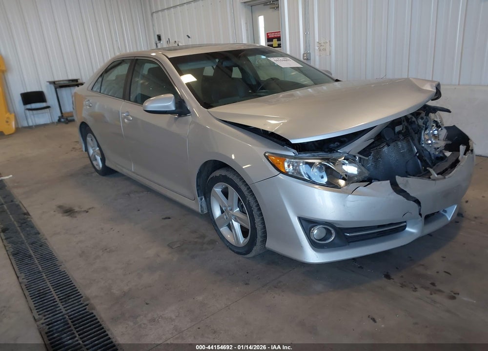 2012 TOYOTA CAMRY SE VIN: 4T1BF1FK0CU133940