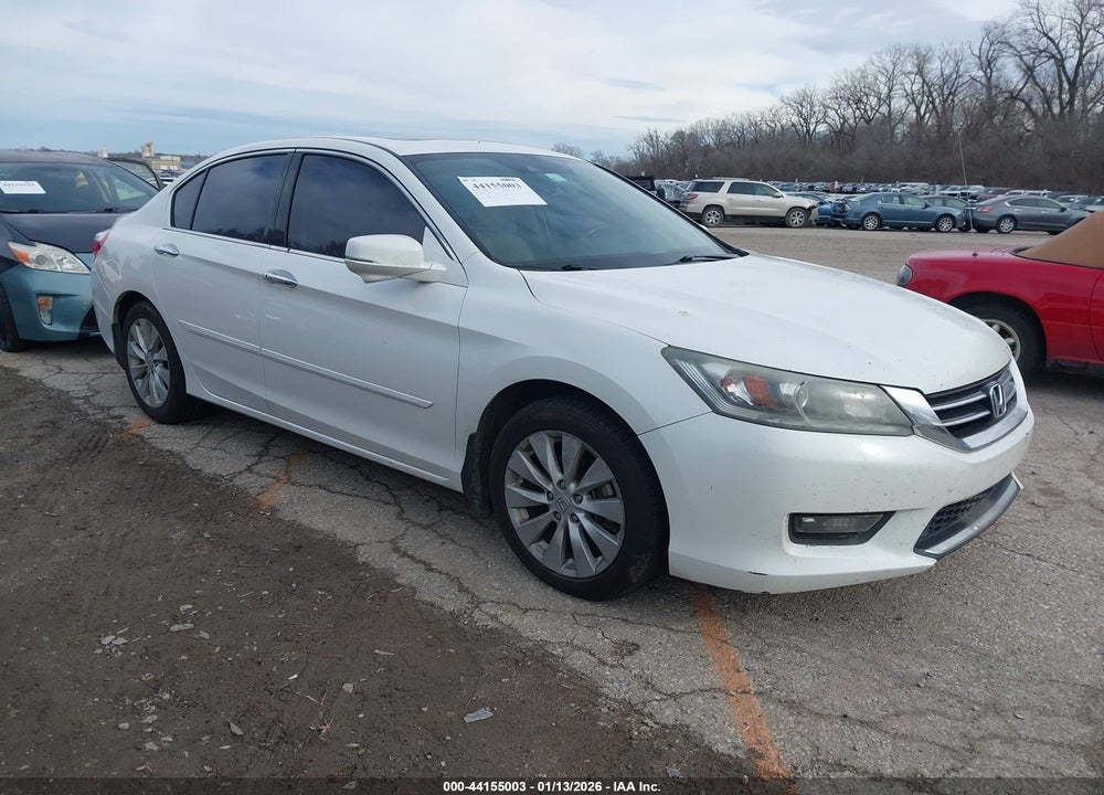 2015 HONDA ACCORD EX-L V-6 VIN: 1HGCR3F81FA008369