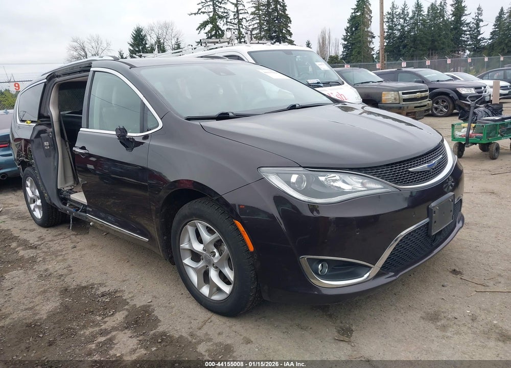 2018 CHRYSLER PACIFICA TOURING L VIN: 2C4RC1BG8JR312346