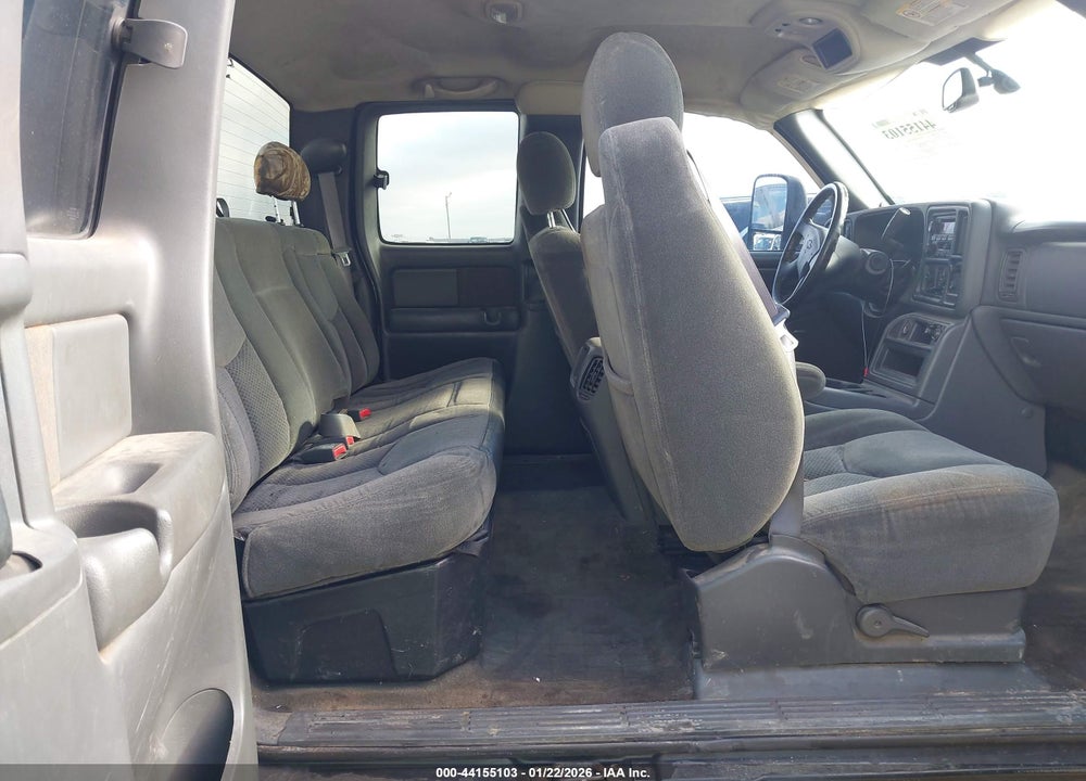 2004 CHEVROLET SILVERADO 2500HD LS VIN: 1GCHK29174E154511