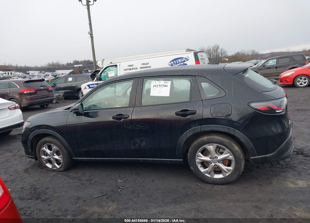 2025 HONDA HR-V AWD LX VIN: 3CZRZ2H33SM738098