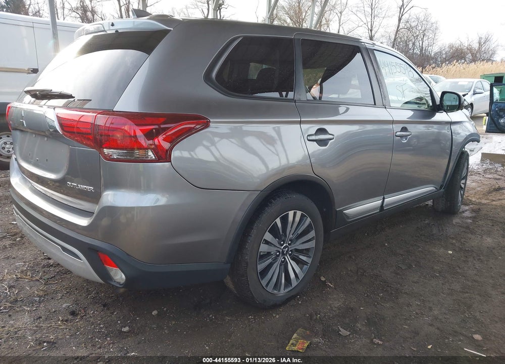 2019 MITSUBISHI OUTLANDER ES VIN: JA4AD2A38KZ055561