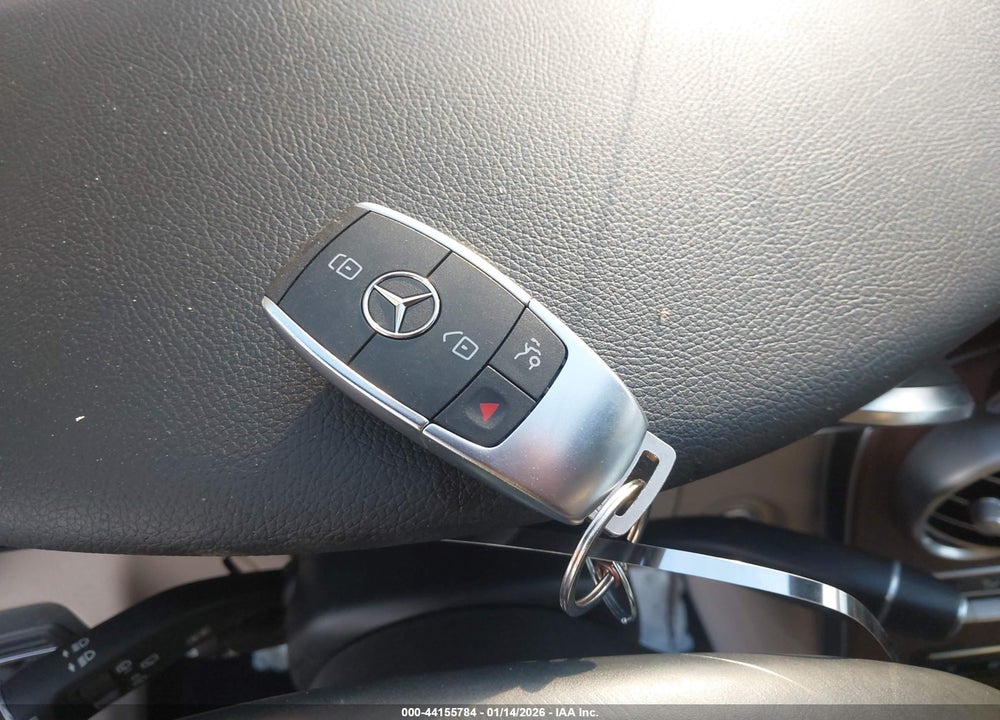 2021 MERCEDES-BENZ GLC 300 4MATIC SUV VIN: W1N0G8EB8MV280384