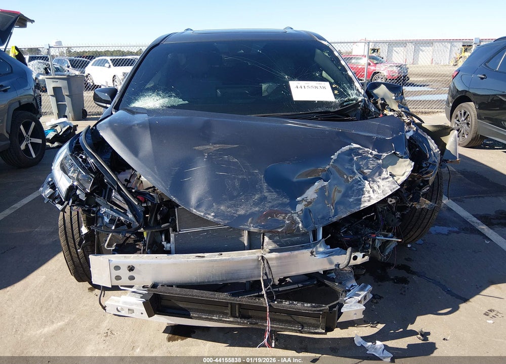 2025 TOYOTA SIENNA XSE VIN: 5TDDRKEC1SS285314