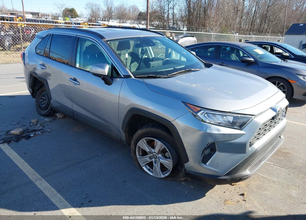 2020 TOYOTA RAV4 XLE VIN: 2T3W1RFV6LC060235