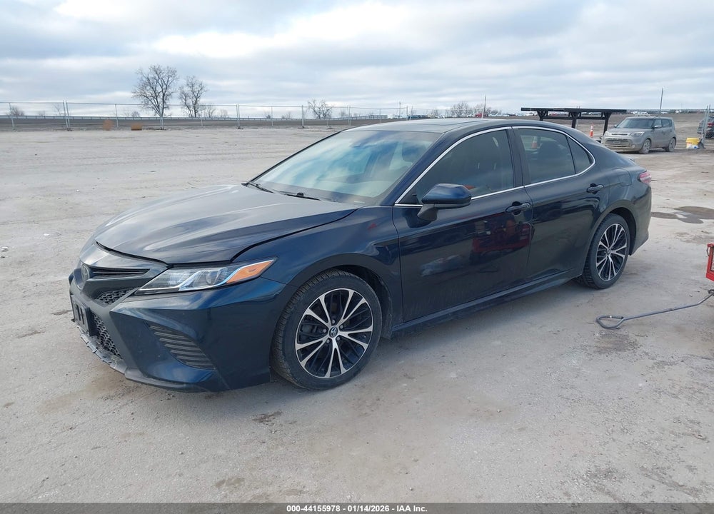 2018 TOYOTA CAMRY SE VIN: 4T1B11HK6JU638129