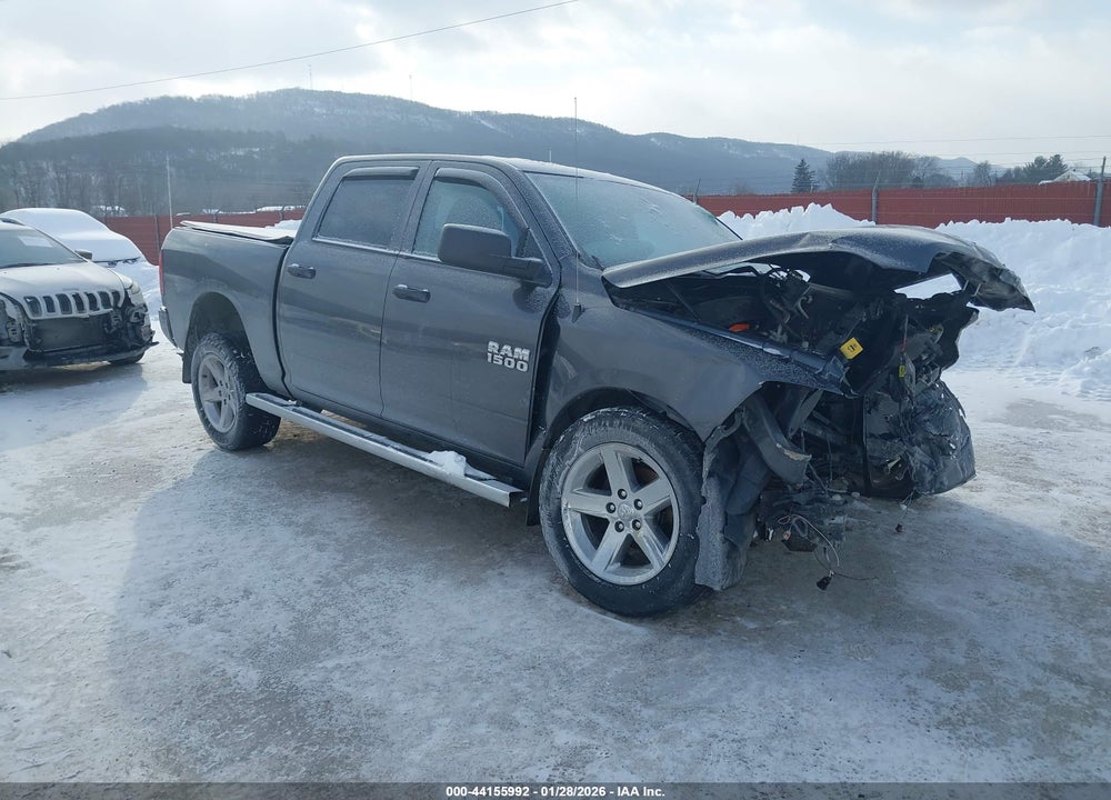 2018 RAM 1500 EXPRESS  4X4 5'7 BOX VIN: 1C6RR7KG6JS146917
