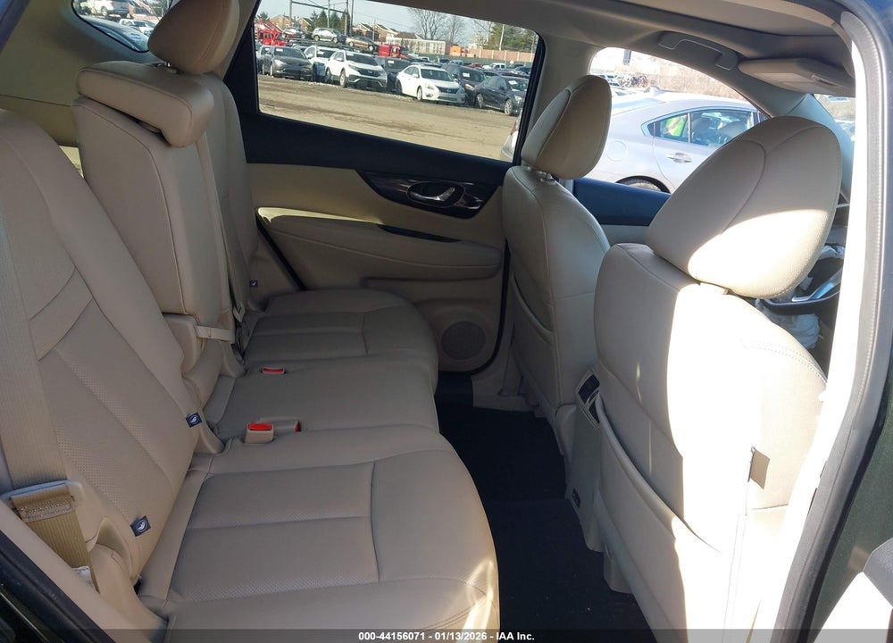 2019 NISSAN ROGUE SL VIN: 5N1AT2MVXKC827689