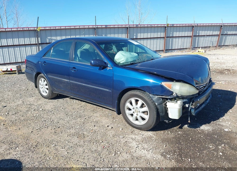 2005 TOYOTA CAMRY XLE VIN: 4T1BE30K25U075789