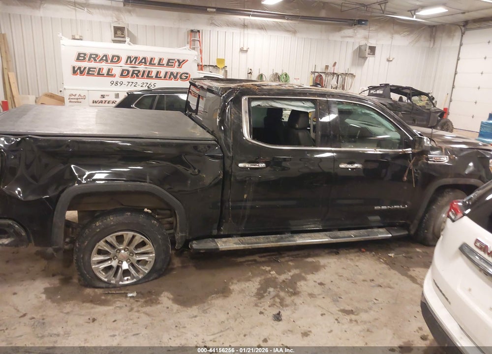 2021 GMC SIERRA 1500 4WD  SHORT BOX DENALI VIN: 3GTU9FEL5MG400439