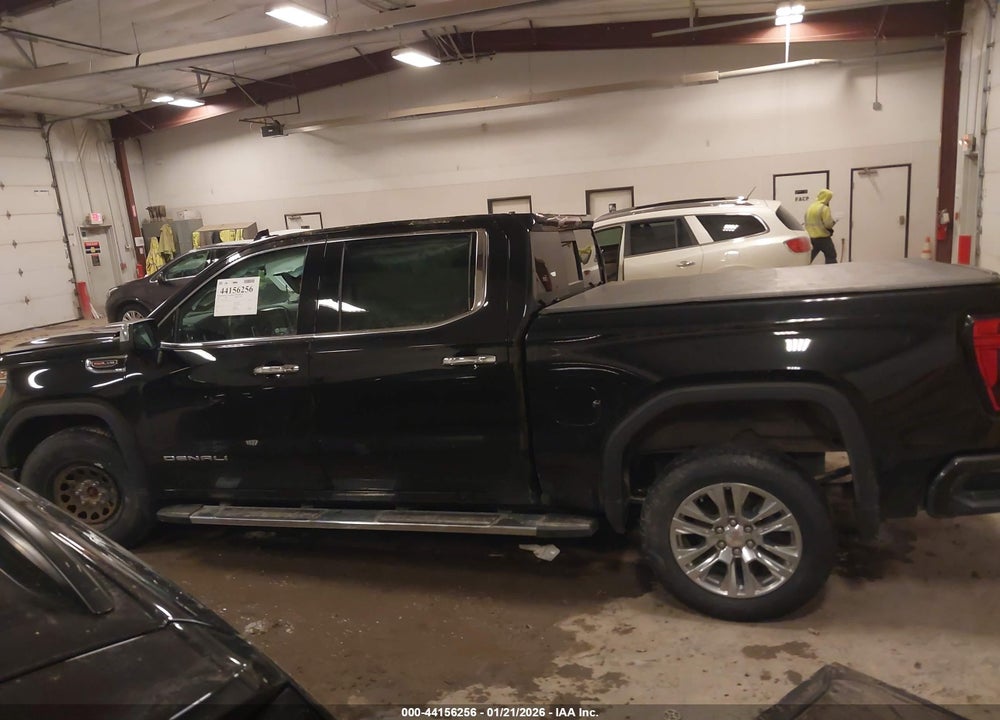 2021 GMC SIERRA 1500 4WD  SHORT BOX DENALI VIN: 3GTU9FEL5MG400439