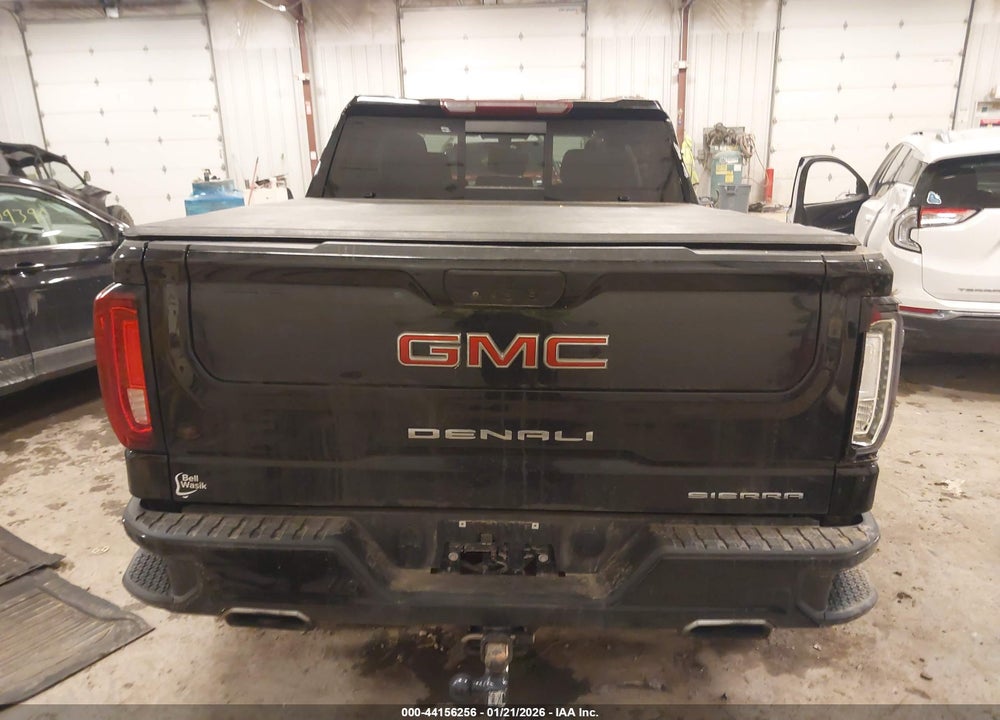 2021 GMC SIERRA 1500 4WD  SHORT BOX DENALI VIN: 3GTU9FEL5MG400439