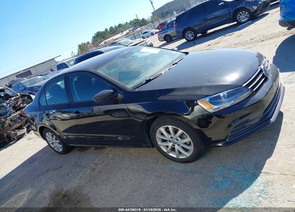 2015 VOLKSWAGEN JETTA 1.8T SE VIN: 3VWD17AJ9FM334058