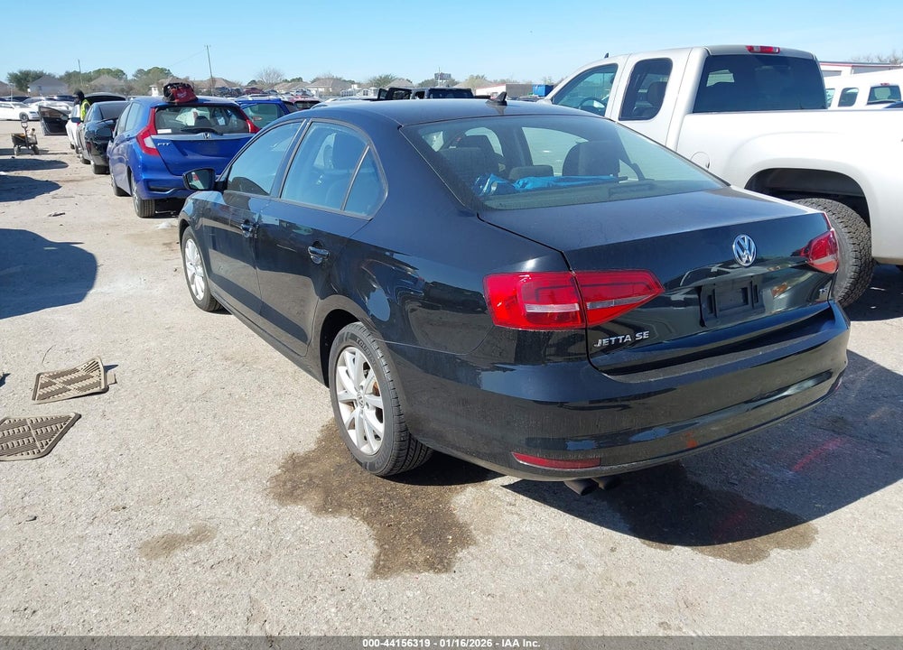 2015 VOLKSWAGEN JETTA 1.8T SE VIN: 3VWD17AJ9FM334058