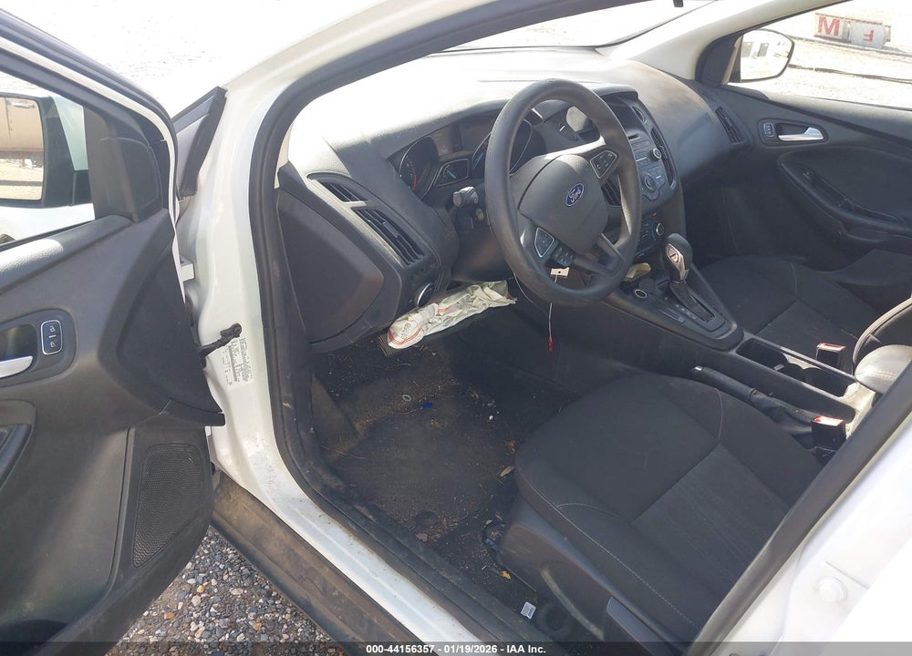 2017 FORD FOCUS SE VIN: 1FADP3F21HL295584