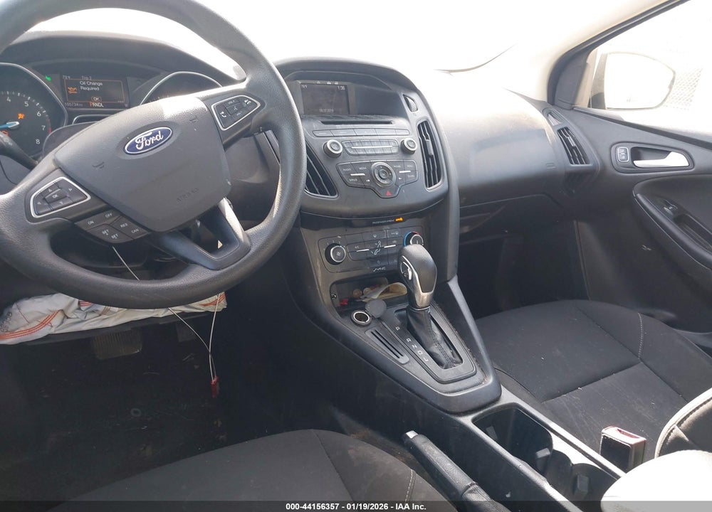 2017 FORD FOCUS SE VIN: 1FADP3F21HL295584