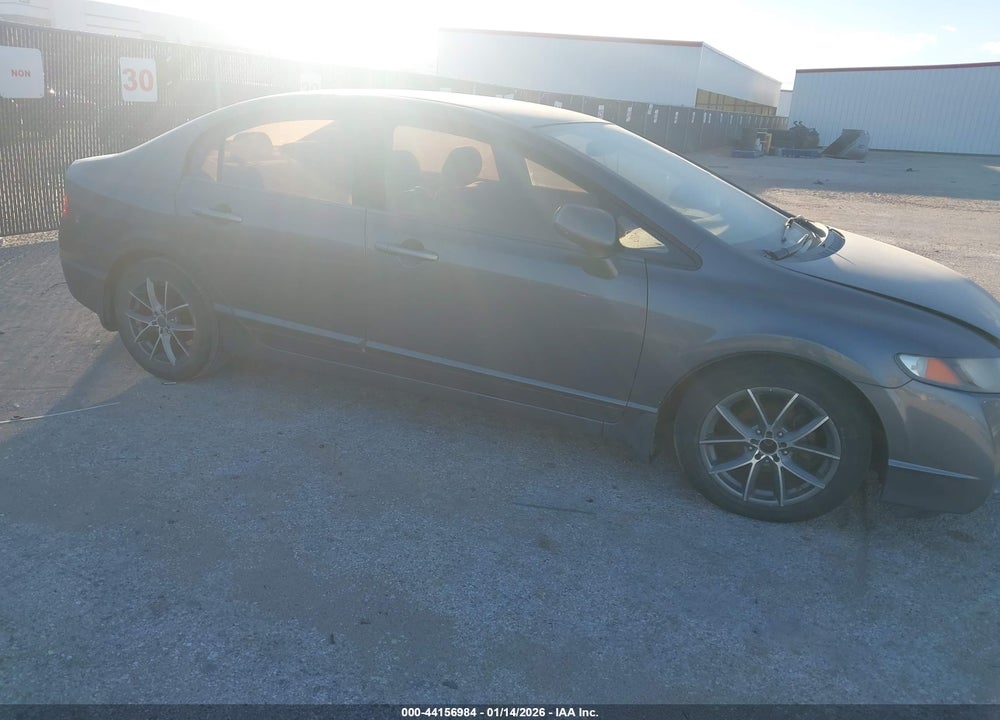 2010 HONDA CIVIC LX VIN: 19XFA1F59AE046029