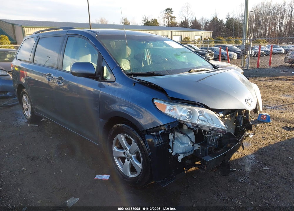 2013 TOYOTA SIENNA LE V6 8 PASSENGER VIN: 5TDKK3DC0DS327672