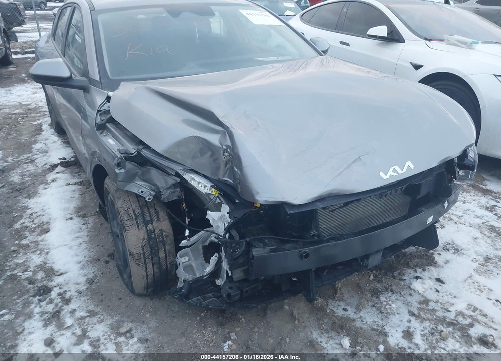 2025 KIA K4 LXS VIN: 3KPFT4DE9SE009904