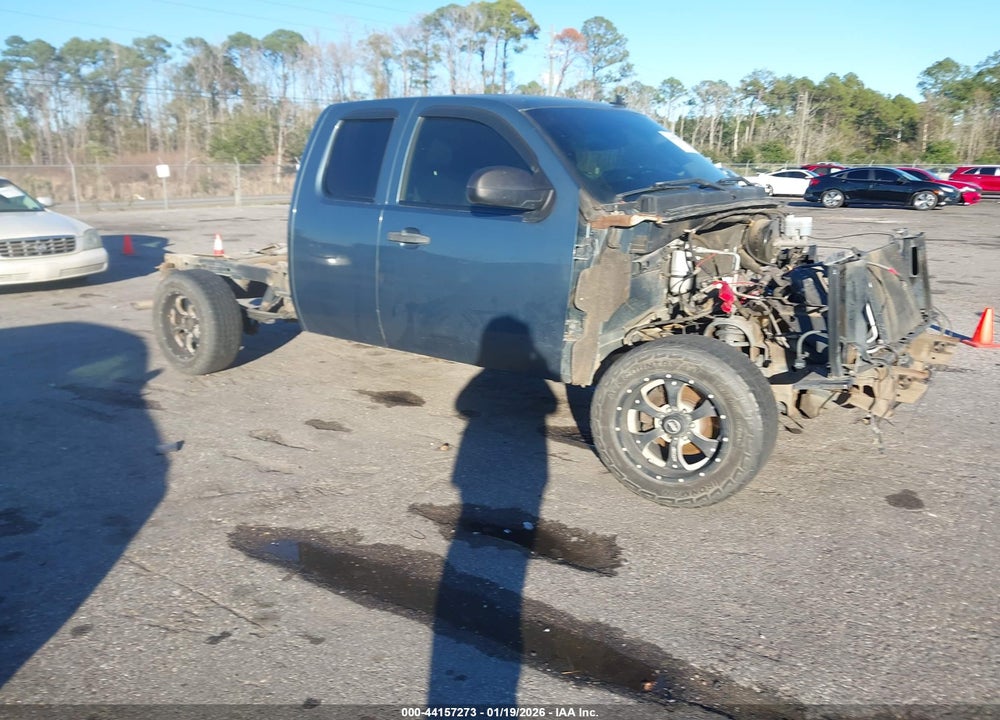 2010 CHEVROLET SILVERADO 1500 LT VIN: 1GCSCSE02AZ200539