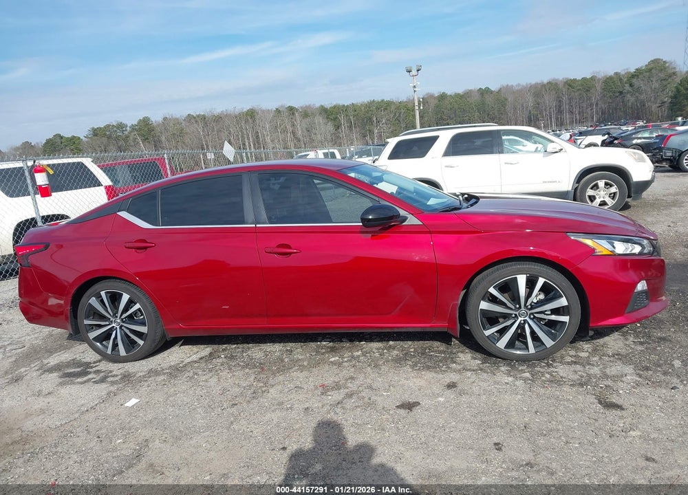 2022 NISSAN ALTIMA SR FWD VIN: 1N4BL4CV1NN365995