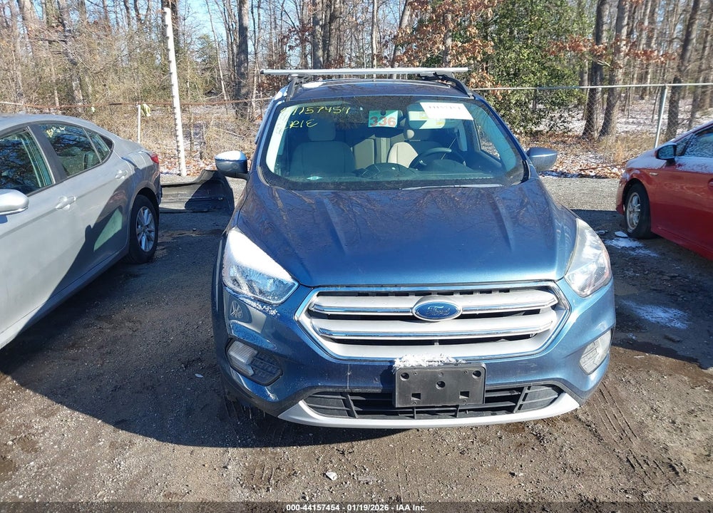 2018 FORD ESCAPE SE VIN: 1FMCU9GD9JUB98212