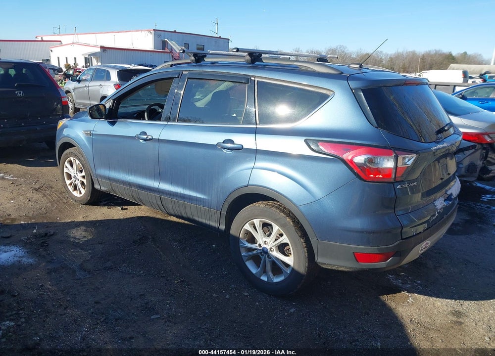 2018 FORD ESCAPE SE VIN: 1FMCU9GD9JUB98212