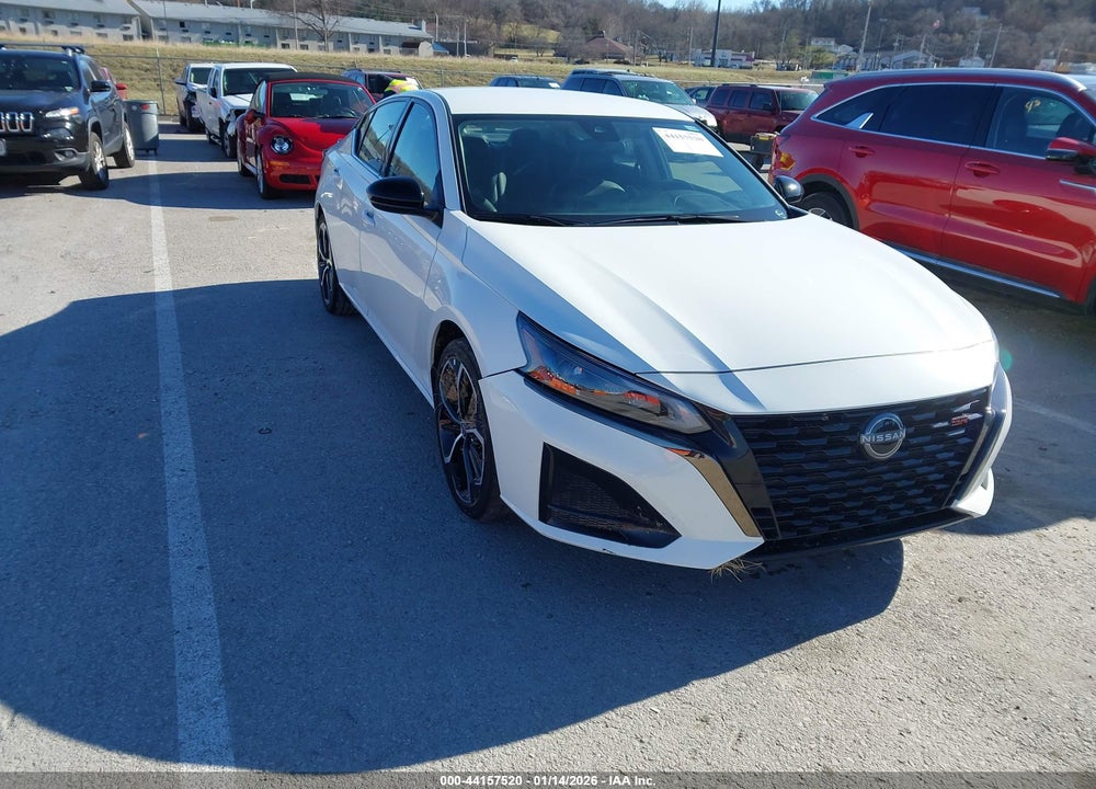 2024 NISSAN ALTIMA SR FWD VIN: 1N4BL4CV3RN373148