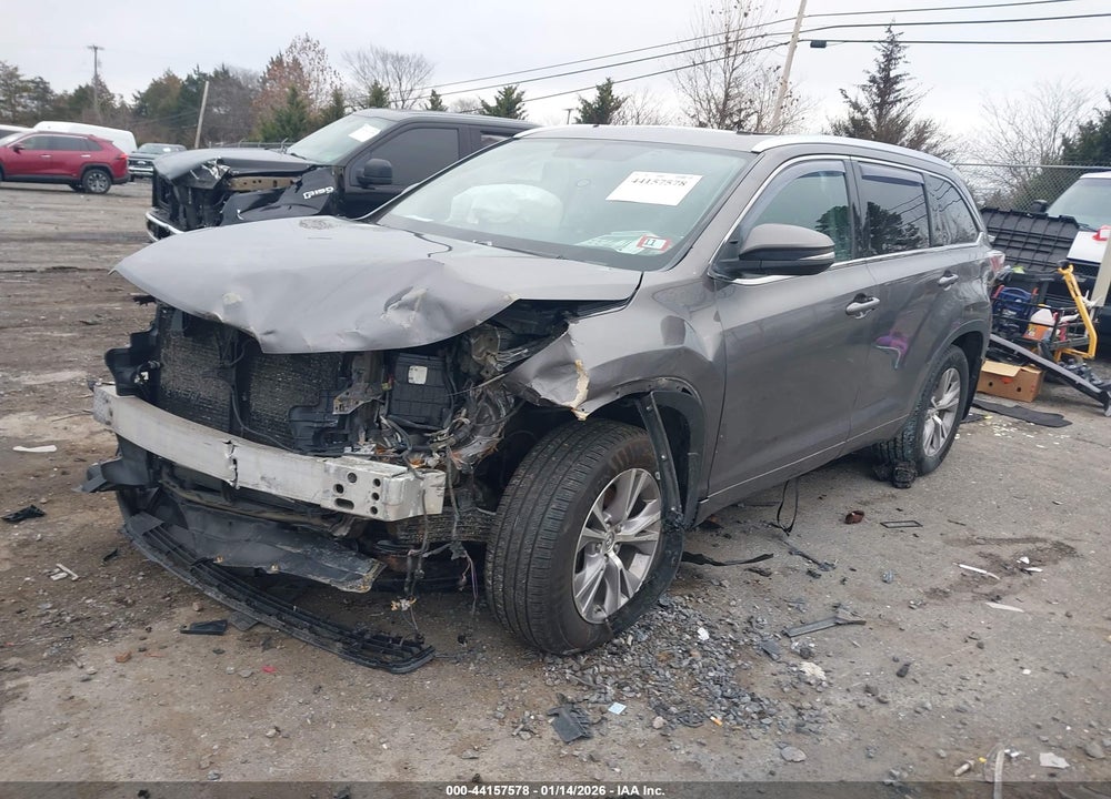 2015 TOYOTA HIGHLANDER XLE V6 VIN: 5TDJKRFH3FS167278