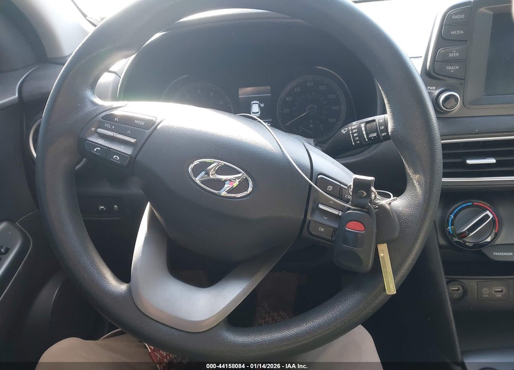 2019 HYUNDAI KONA SE VIN: KM8K12AA9KU212136