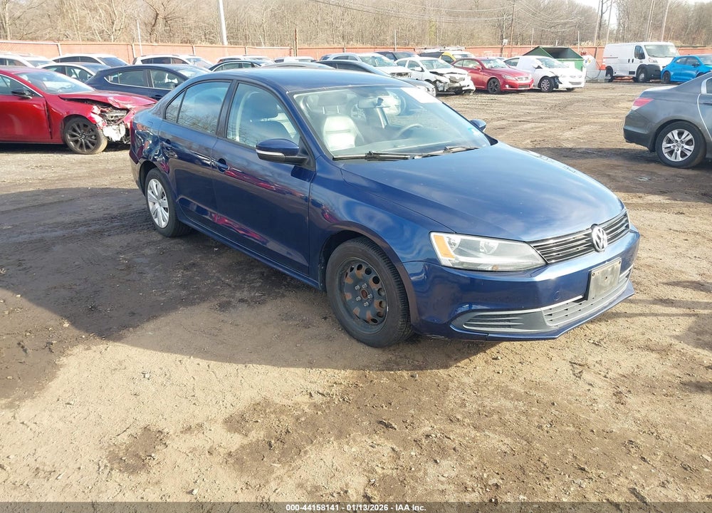 2014 VOLKSWAGEN JETTA 1.8T SE VIN: 3VWD17AJ9EM211715