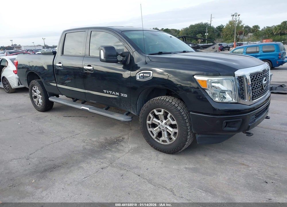 2017 NISSAN TITAN XD SV DIESEL VIN: 1N6BA1F23HN510312