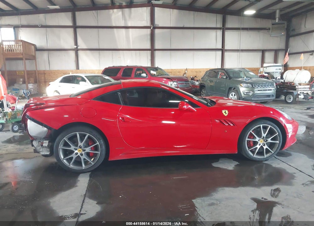2010 FERRARI CALIFORNIA VIN: ZFF65LJA7A0176101